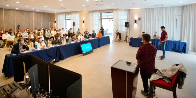 Nueva edición del Programa Explorer para impulsar a jóvenes con iniciativa empresarial